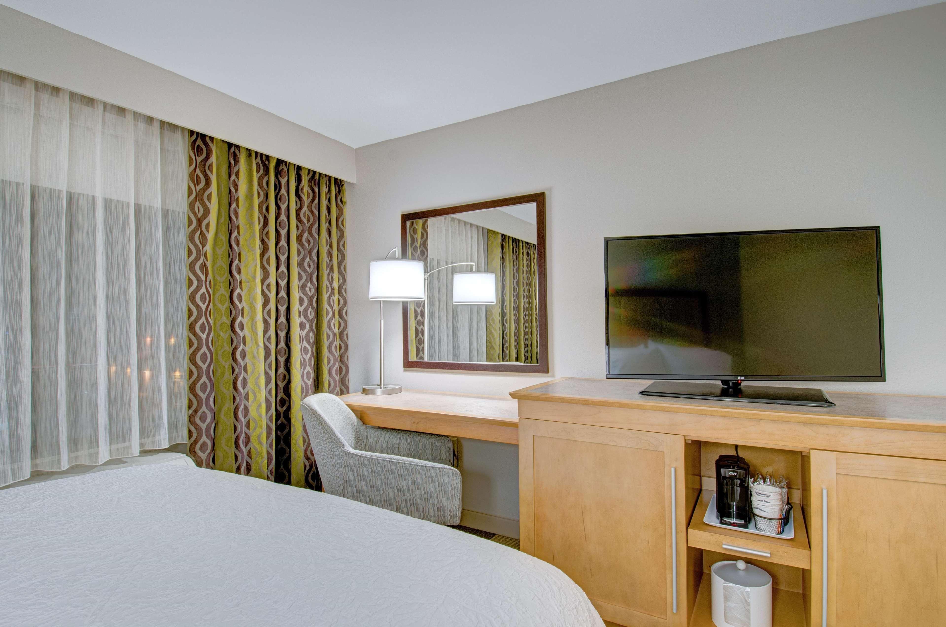 Hampton Inn Boston - Westborough Exterior photo