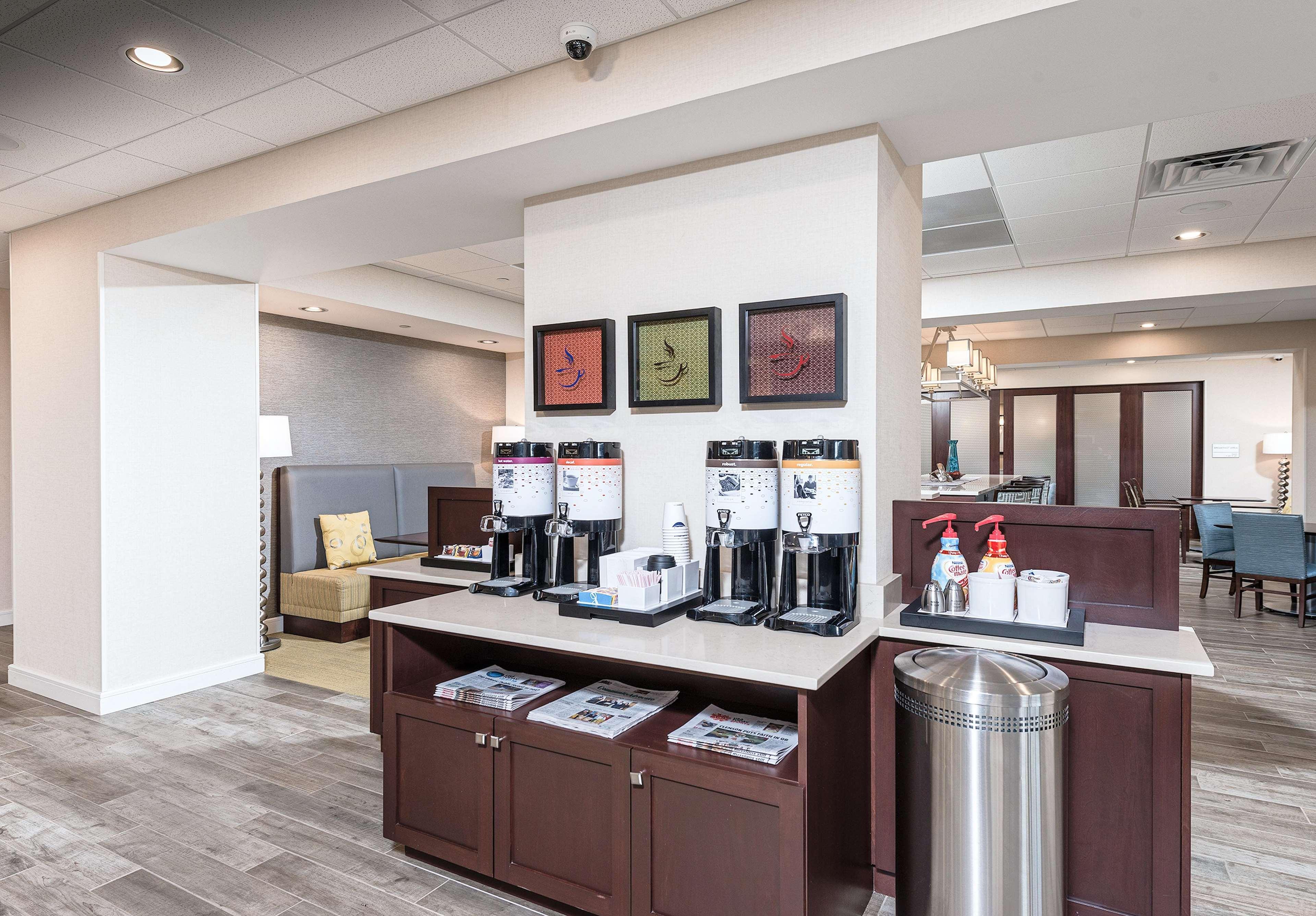 Hampton Inn Boston - Westborough Exterior photo
