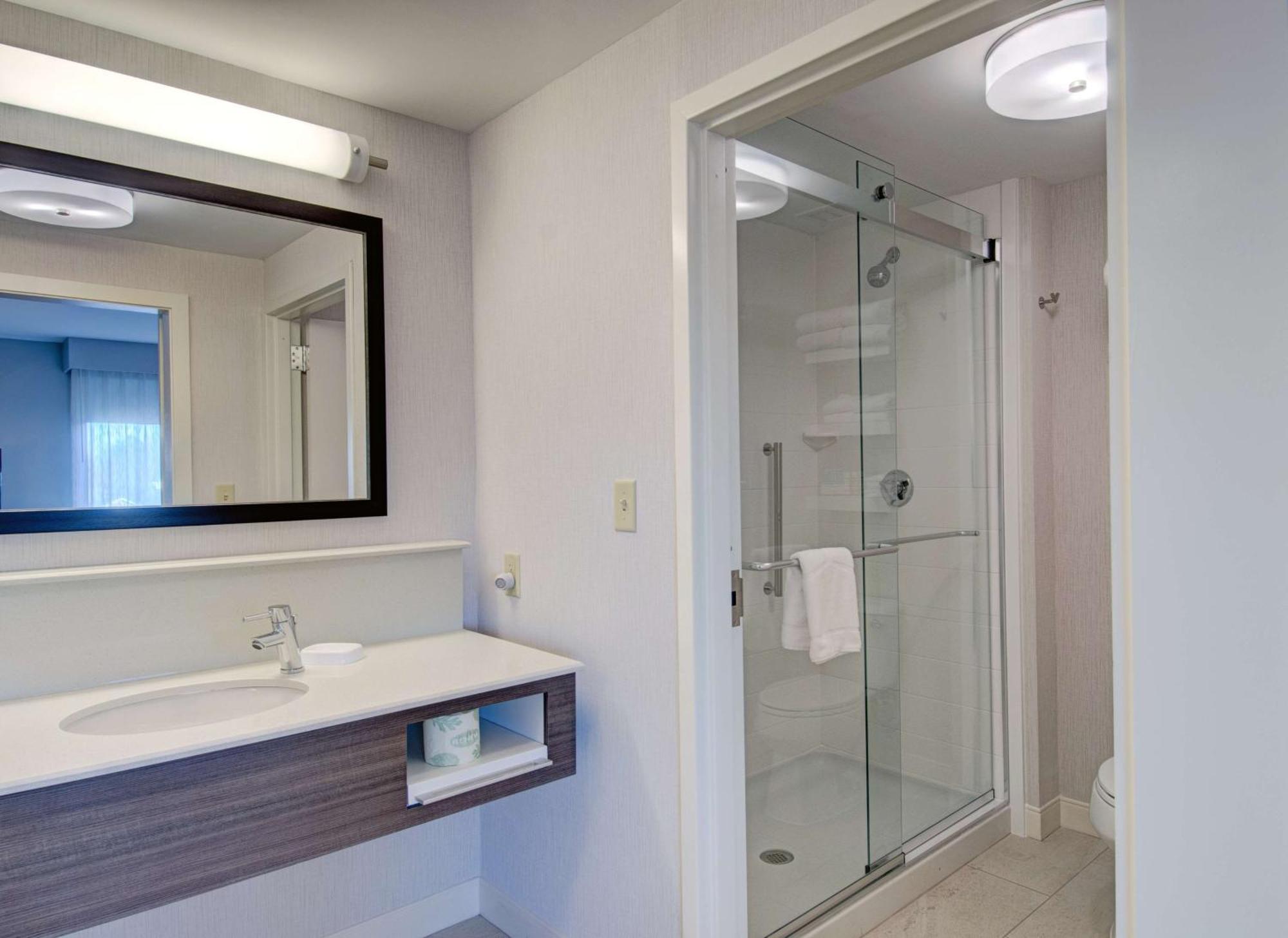 Hampton Inn Boston - Westborough Exterior photo