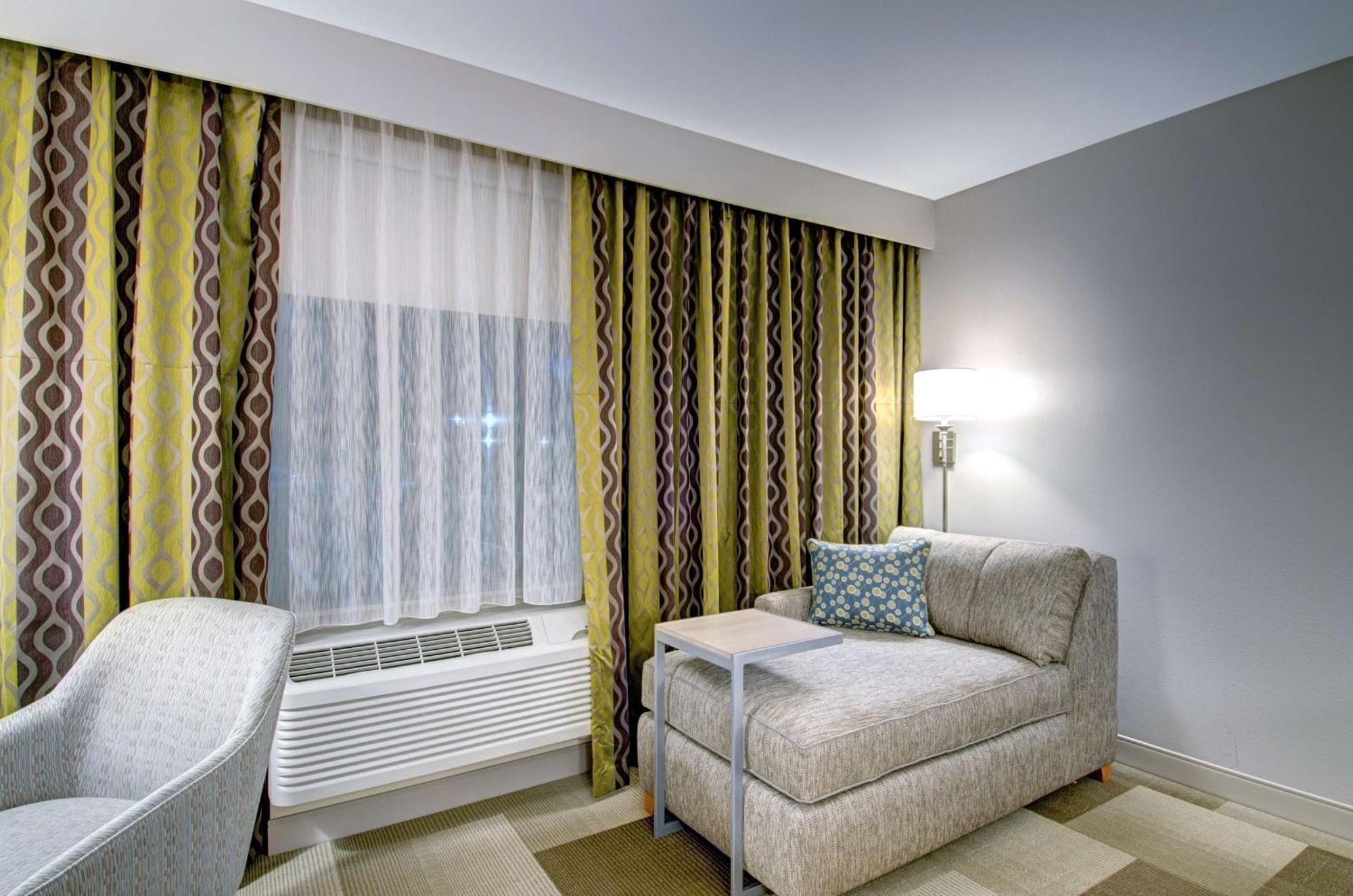 Hampton Inn Boston - Westborough Exterior photo