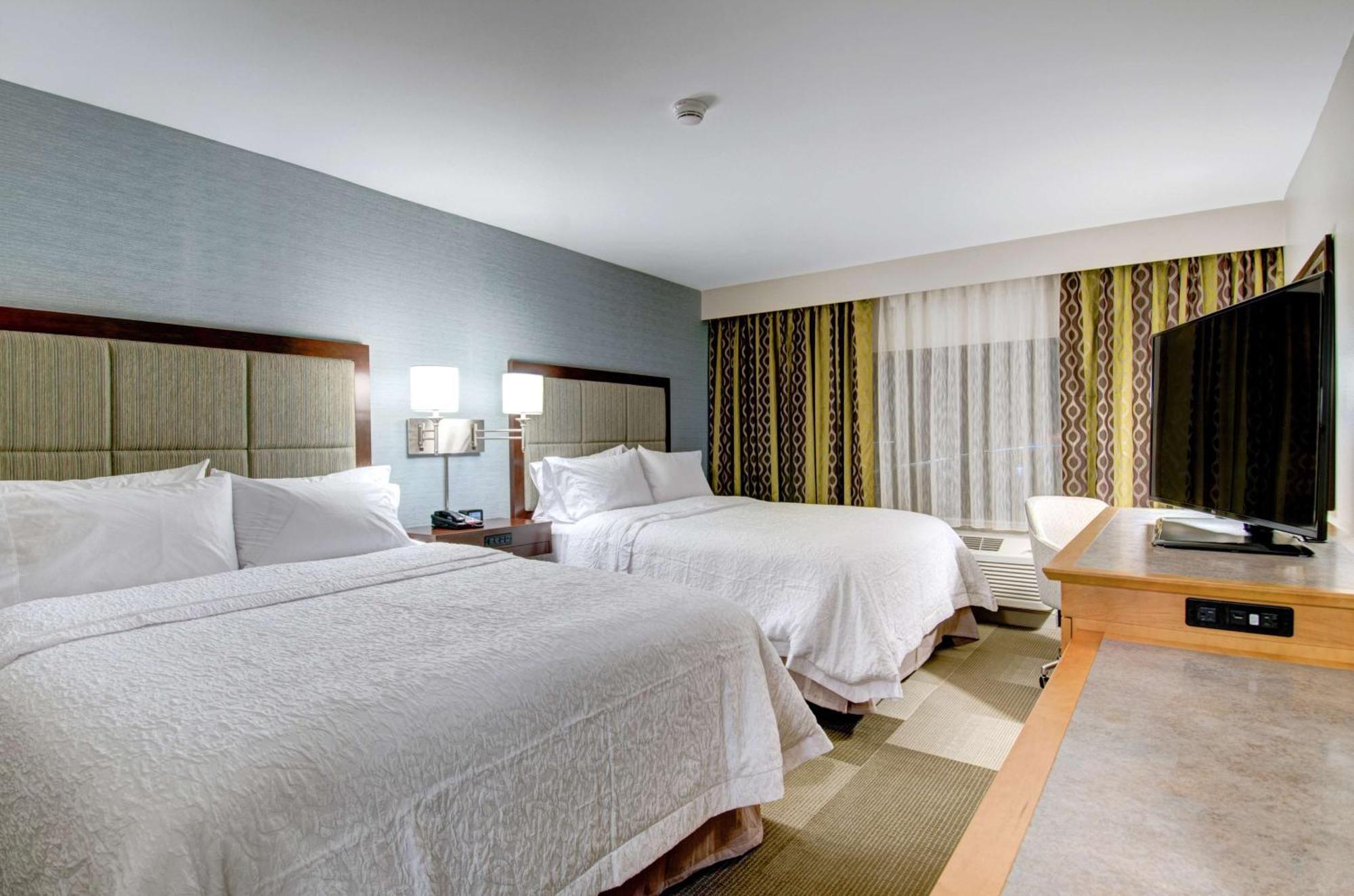 Hampton Inn Boston - Westborough Exterior photo